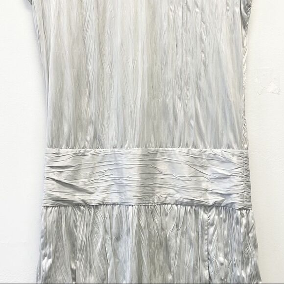 Theory Denatria Full Mooth Silver Crinkle Satin Drop Waist Mini Dress Size Small - Picture 5 of 14
